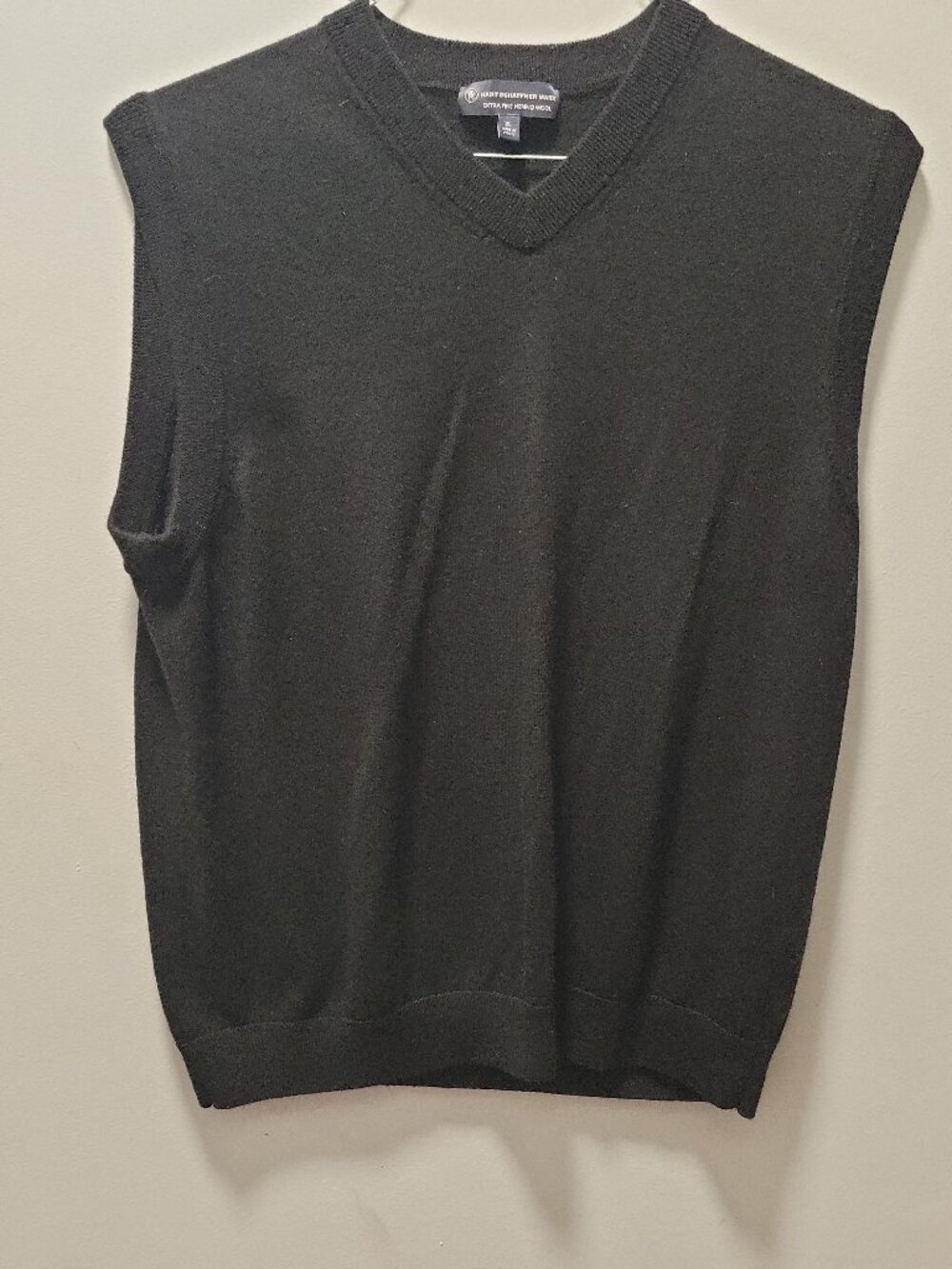 Hart Schaffner Marx Men's VNeck size xl - Extra Fine‎ Merino Wool Sweater Vest
